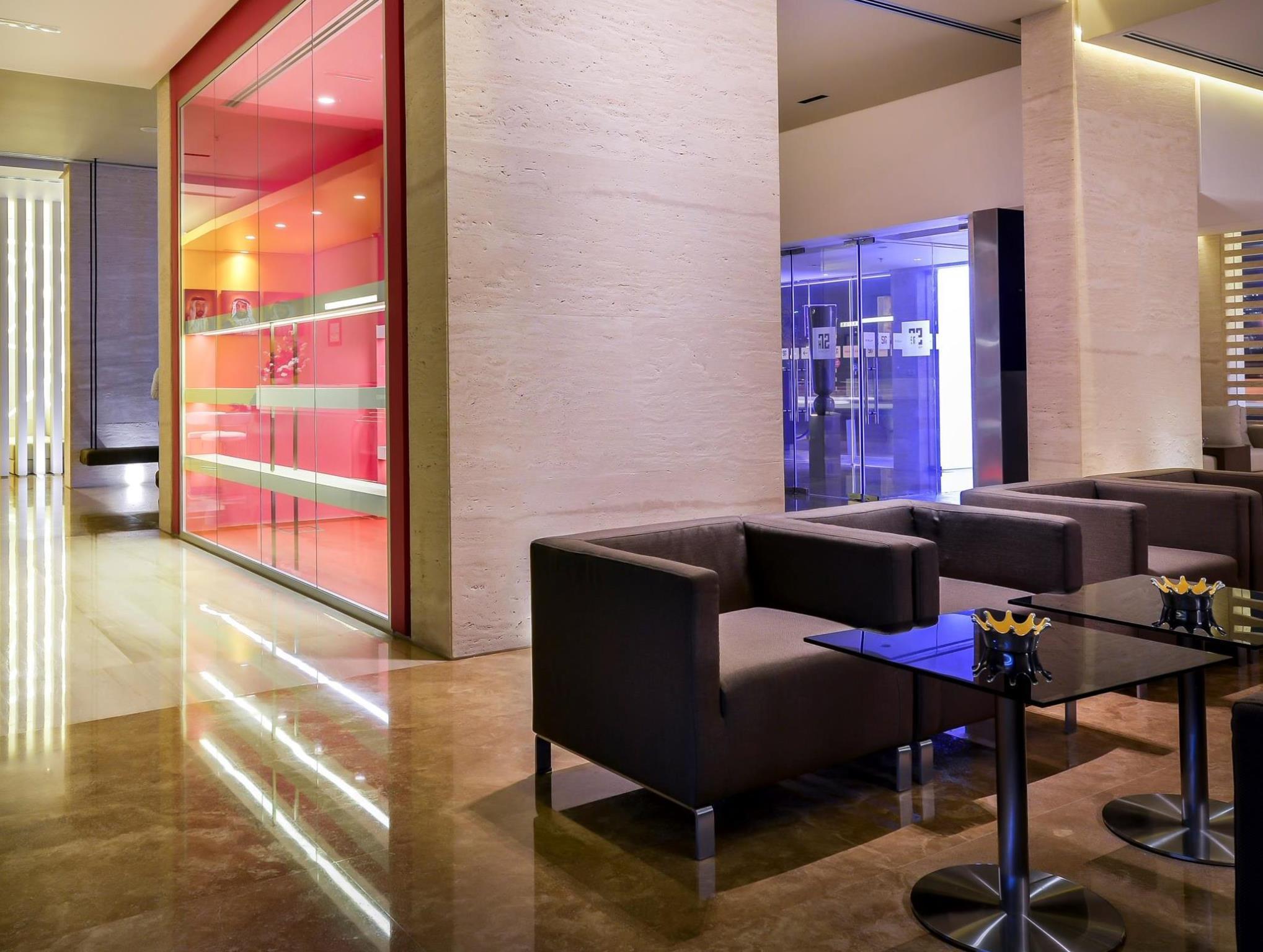 Hotel 72 5*