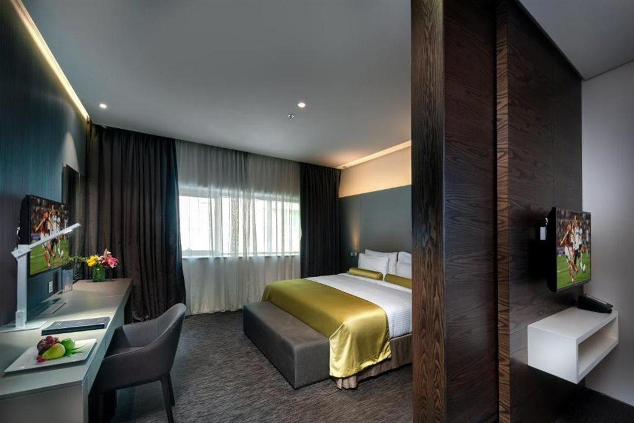 72 Waterfront 5*