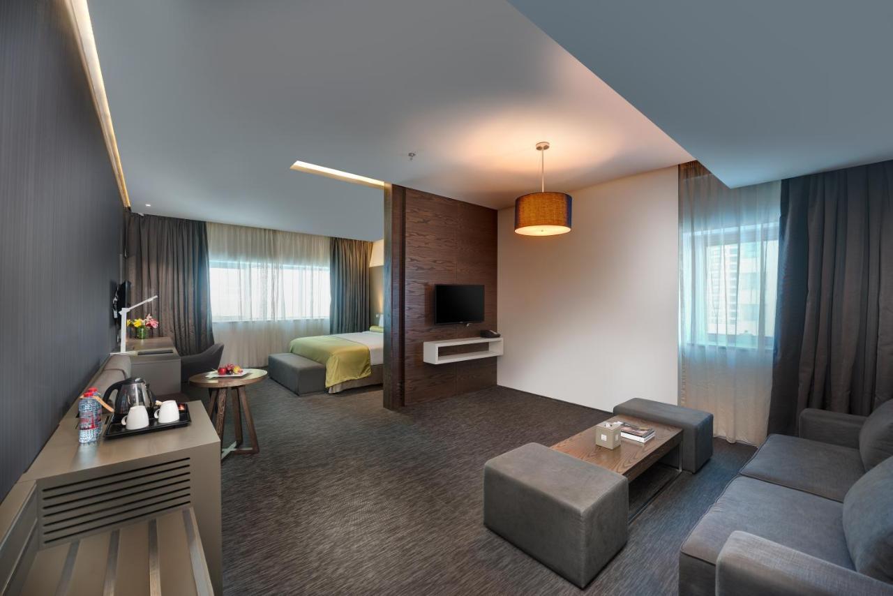 72 Waterfront Hotel 5*