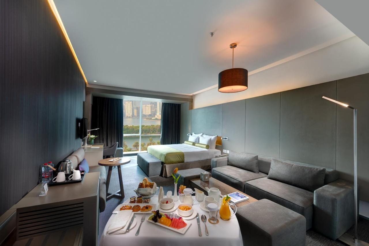 Hotel 72 Waterfront