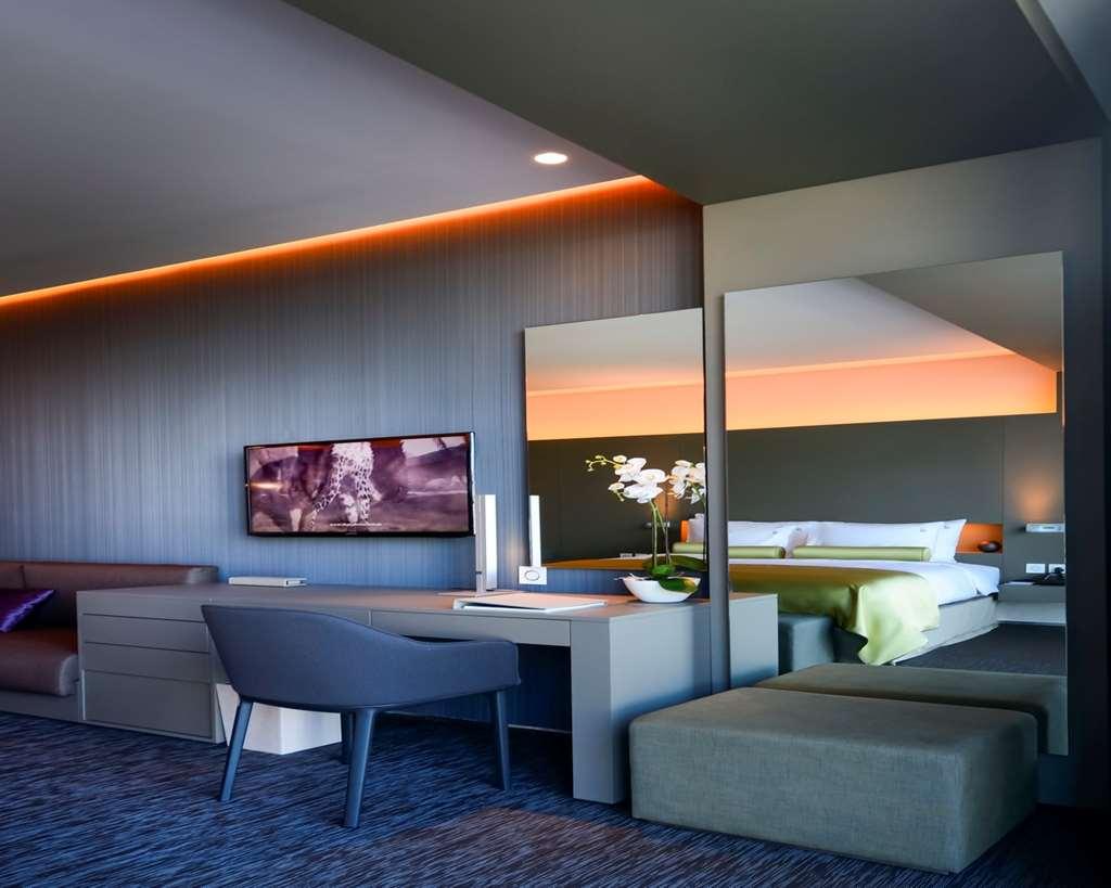 72 Waterfront Hotel 5*